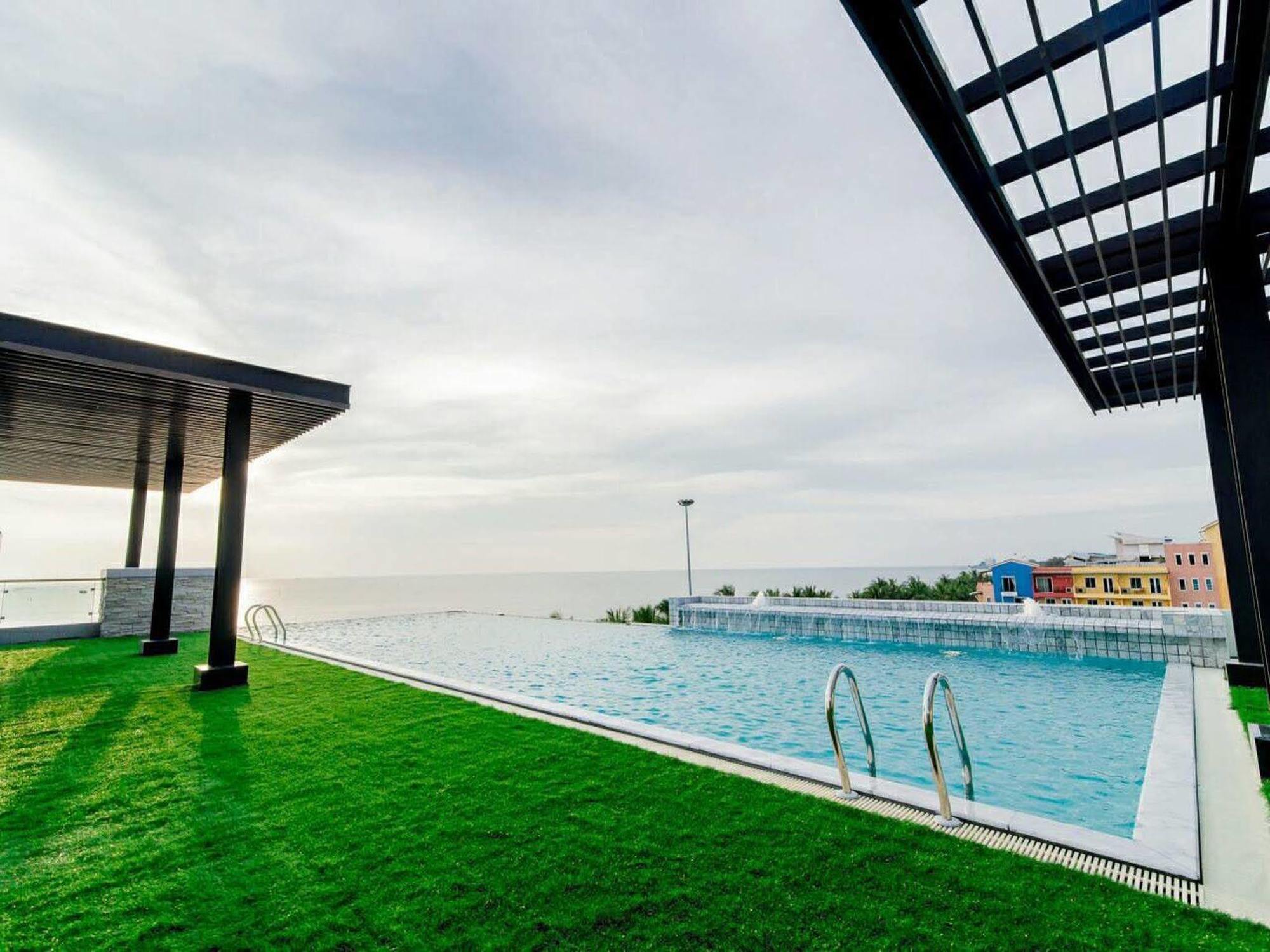 Panitar Haus Hotell Chonburi Eksteriør bilde