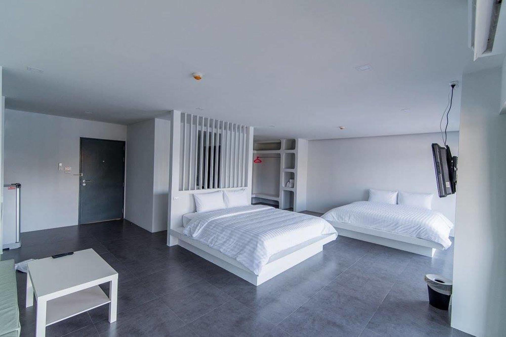 Panitar Haus Hotell Chonburi Eksteriør bilde