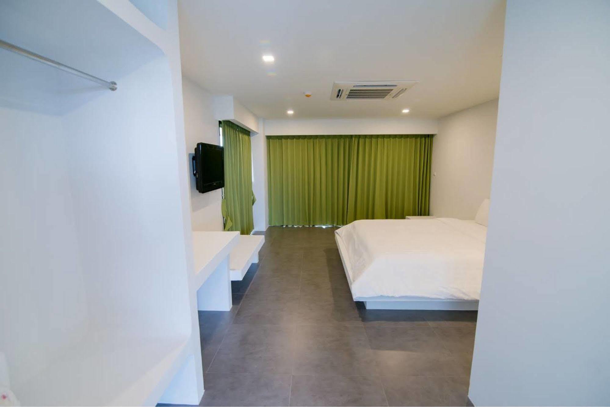 Panitar Haus Hotell Chonburi Eksteriør bilde